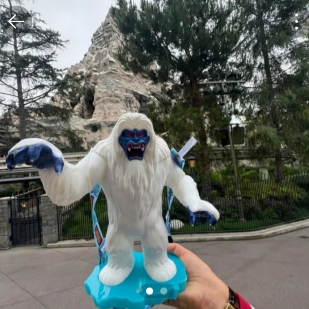 Disney Parks Abominable Snowman Sipper popcorn bucket Yeti sipper matterhorn